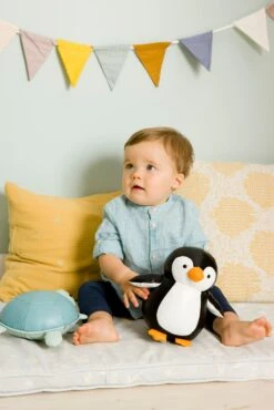 Little Big Friends Little Big Friends: Sea Collection Pull-String Musical Animal Toy - Martin The Penguin -Push Chair Expert Sales 303259 5 1 scaled acfe9d21 43a0 48b8 89a6 a216c2028733