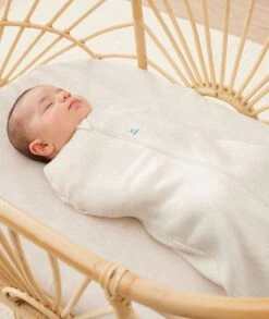 ErgoPouch ErgoPouch Organic All Year Swaddle Sleeping Bag | 1.0 Tog | 0-3 Months - Oatmeal -Push Chair Expert Sales Cocoon 1.0T Oatmeal Bassinet 1688x2000 a0e063dc 6228 4f44 bad3 967f19af4b91 1