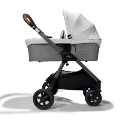 Joie Joie Finiti Click And Go Travel System With Sprint Car Seat & ISOFIX Base - Oyster 11 Joie Joie Finiti Click And Go Travel System With Sprint Car Seat & ISOFIX Base - Oyster -Push Chair Expert Sales Finiti Travel reay Bundle Eclipse Ramble XL Oyster 004 cs cc