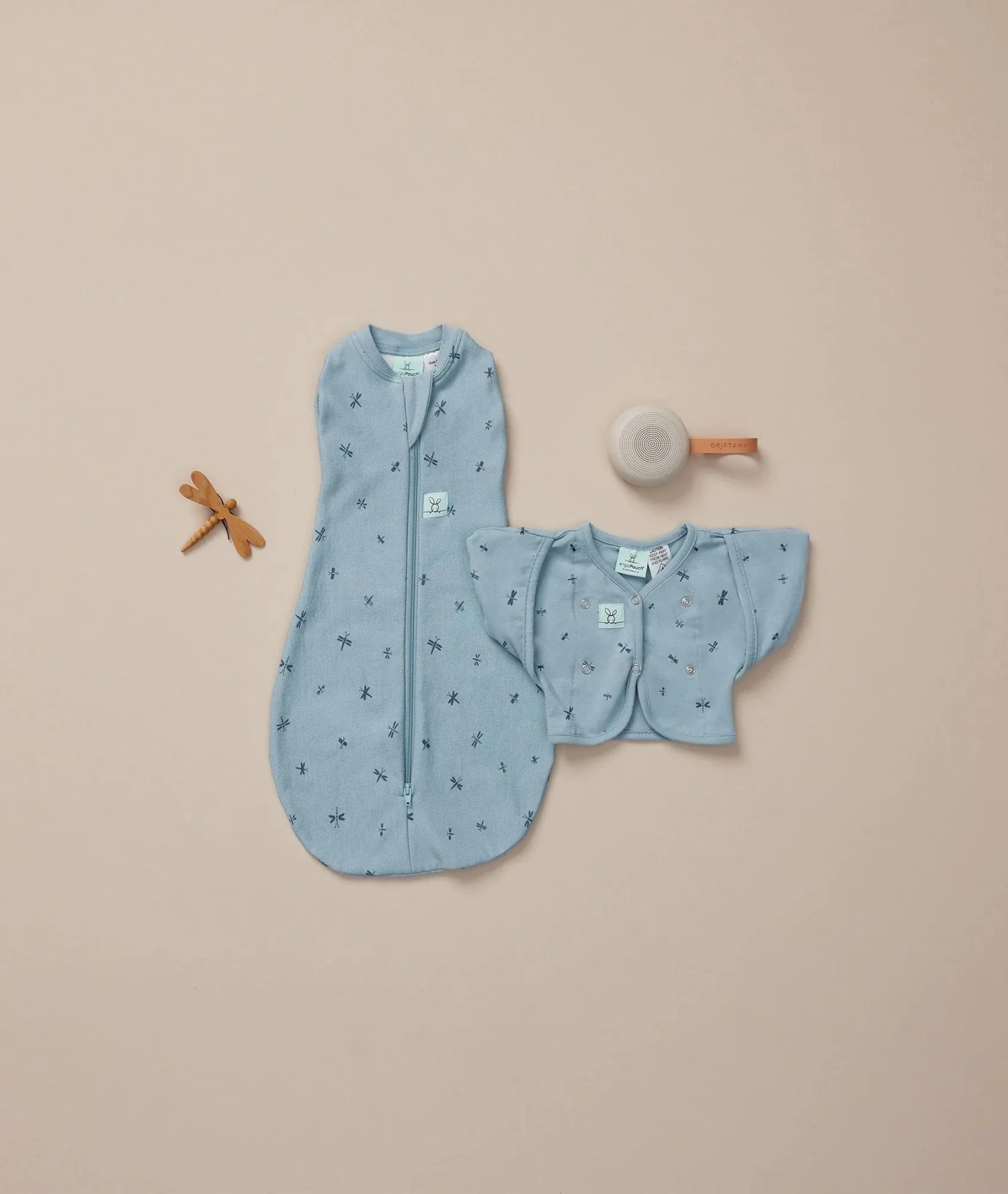 ergoPouch ergoPouch Organic Summer Swaddle Sleeping Bag | 0.2 Tog | 0-3 Months - Dragonflies ErgoPouch ErgoPouch Organic Summer Swaddle Sleeping Bag | 0.2 Tog | 0-3 Months - Dragonflies -Push Chair Expert Sales FlatLay Cocoon 1.0T ButterflyCardi Dragonflies WhiteNoise 1688x2000 dca73e00 4d7d 42a0 8bdb ca04ddc1385c