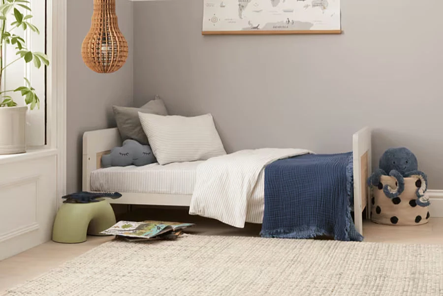 Tutti Bambini Tutti Bambini Alba Cot Bed - White Sand & Distressed Oak Tutti Bambini Tutti Bambini Alba Cot Bed - White Sand & Distressed Oak -Push Chair Expert Sales lifestyle 3 2