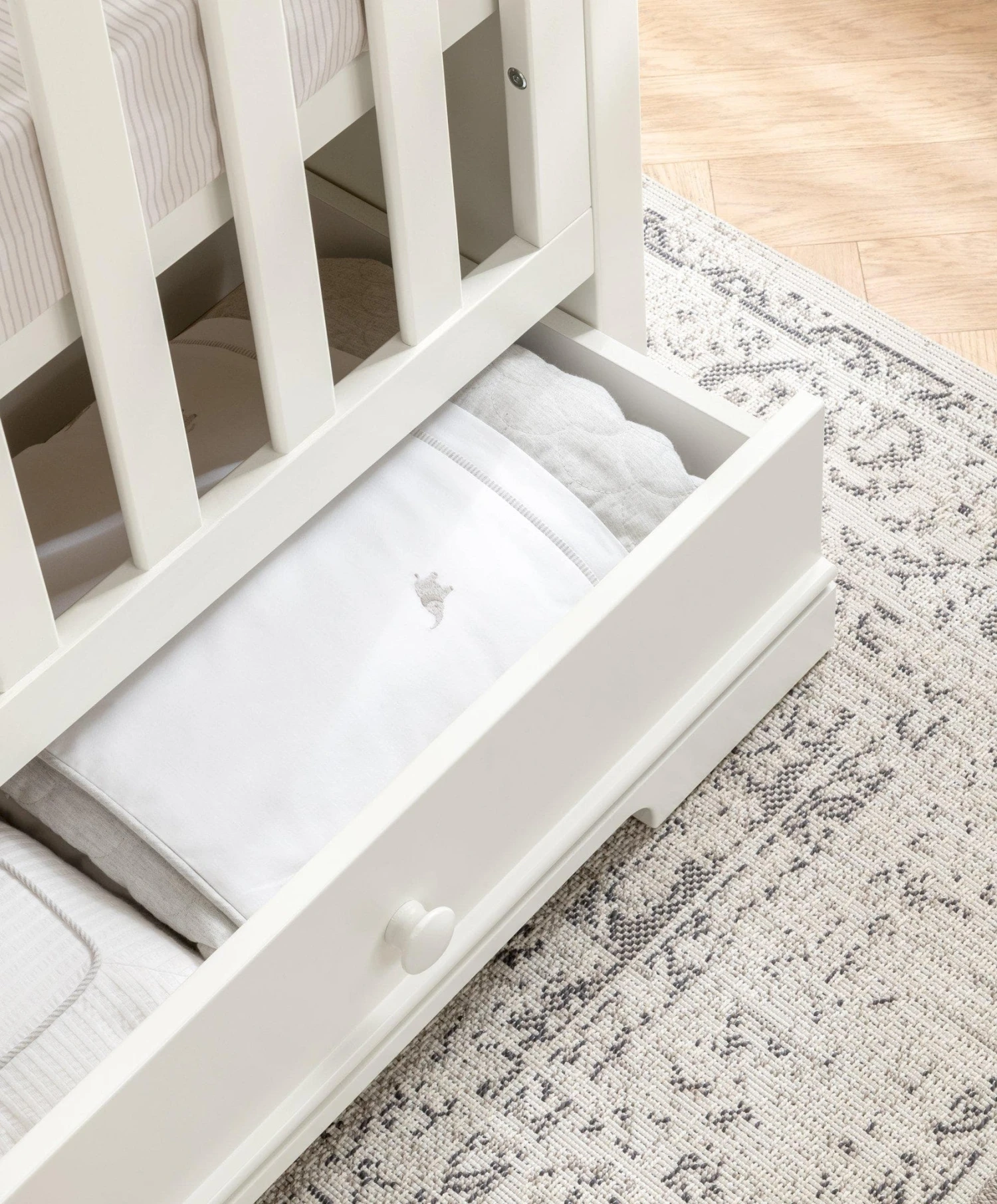Mamas & Papas Mamas & Papas Oxford 2 Piece Nursery Furniture Set with Cot Bed and Dresser - White Mamas & Papas Mamas & Papas Oxford 2 Piece Nursery Furniture Set With Cot Bed And Dresser - White -Push Chair Expert Sales mamas papas furniture sets oxford 3 piece nursery furniture set with cotbed dresser and wardrobe pure white 32875775361189 1024x1024 2x 296bf562 f38f 4422 8785 7812947cea65