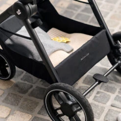 Maxi-Cosi Maxi Cosi Oxford Premium Travel System Bundle With Pebble Pro & ISOFIX Base - Twillic Black -Push Chair Expert Sales maxicosi Oxford LS 10 basket