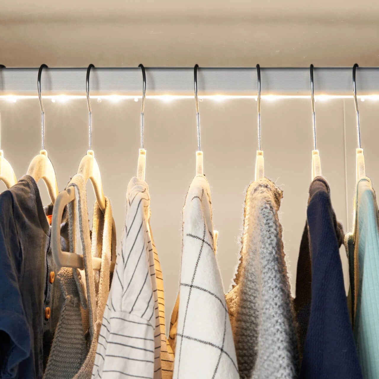 Tutti Bambini Tutti Bambini Tivoli Wardrobe - White Tutti Bambini Tutti Bambini Tivoli Wardrobe - White -Push Chair Expert Sales tutti bambini tivoli wardrobe white 7 69814